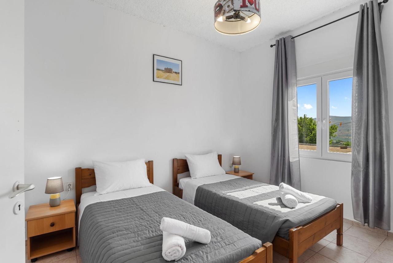 Bella-Maria At Aptera With Mountain And Sea View !! Chania  Bagian luar foto